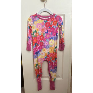 Little Sleepies crescent zippie